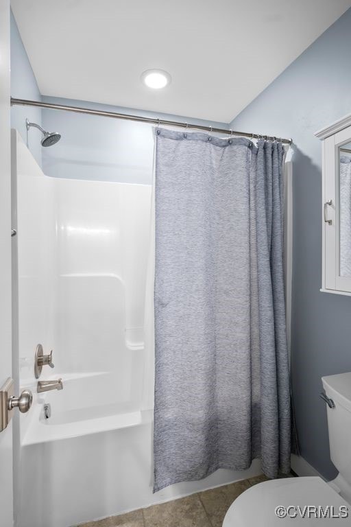 2432 Gammons Creek Dr, Maidens, VA 23102 - bathroom featuring shower / bath combo and tile patterned flooring