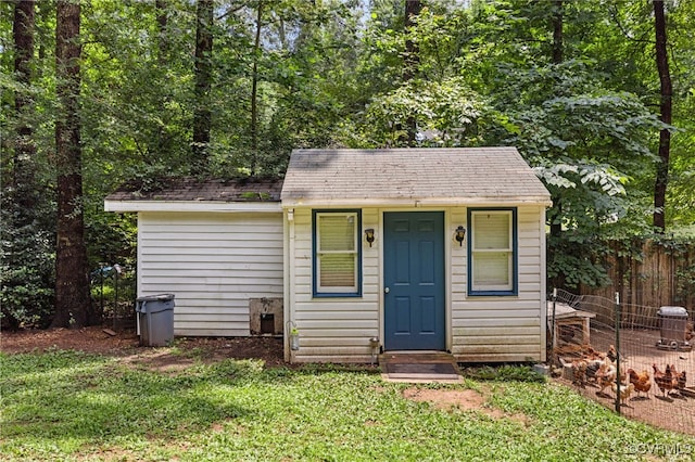 2708 Pineridge Ln, Powhatan, VA 23139 - view of front of property with an outdoor structure and a shingled roof