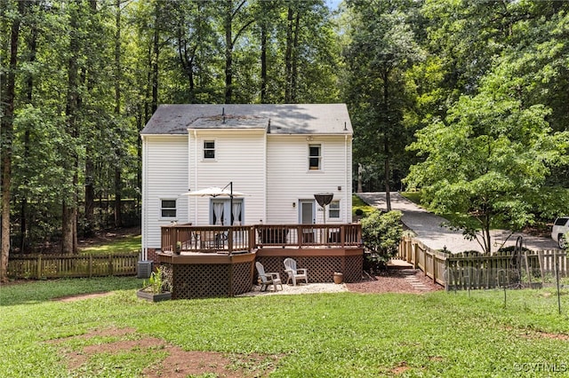 2708 Pineridge Ln, Powhatan, VA 23139 - rear view of property featuring a wooden deck and a fenced backyard