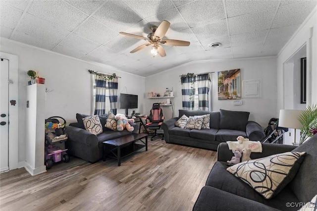 713 Lakeview Ave, Colonial Heights, VA 23834 - living area with healthy amount of natural light, crown molding, ceiling fan, wood finished floors, and lofted ceiling