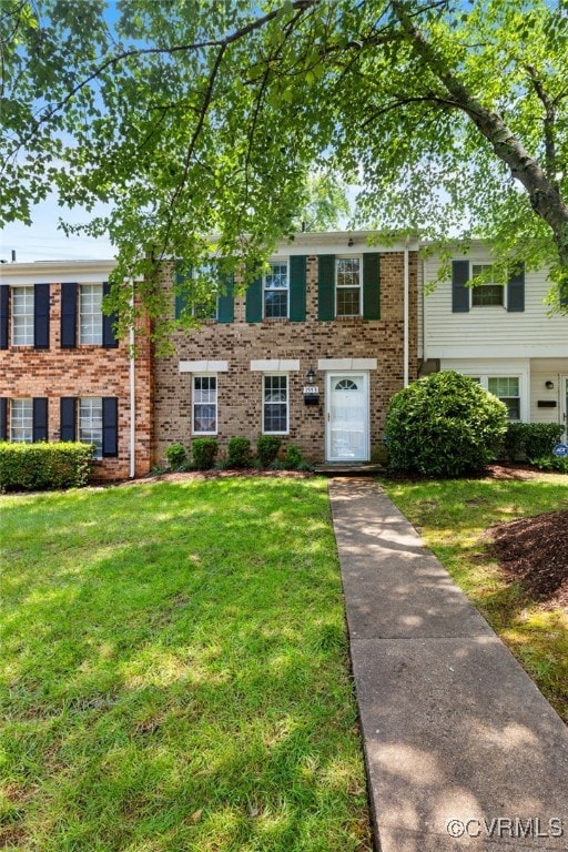 1553 United Ct, Henrico, VA 23238 - view of front of property featuring a front yard and brick siding
