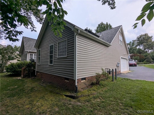 12703 Colby Cove Ct, Chester, VA 23831 - view of home's exterior featuring asphalt driveway, crawl space, a yard, and a shingled roof