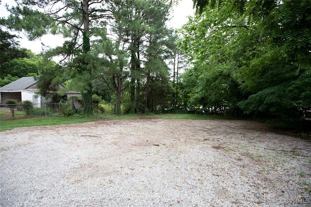 407 E 2nd St, Farmville, VA 23901 - view of yard