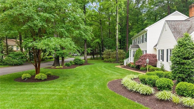 5911 Waters Edge Rd, Midlothian, VA 23112 - view of green lawn