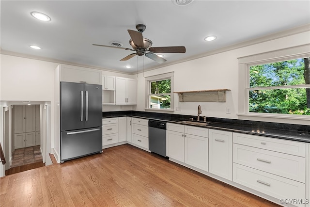 6482 Robin Way, Mechanicsville, VA 23111 - kitchen with stainless steel appliances, healthy amount of natural light, a ceiling fan, dark countertops, and recessed lighting