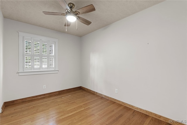 6482 Robin Way, Mechanicsville, VA 23111 - empty room with light wood-style floors, ceiling fan, and a textured ceiling