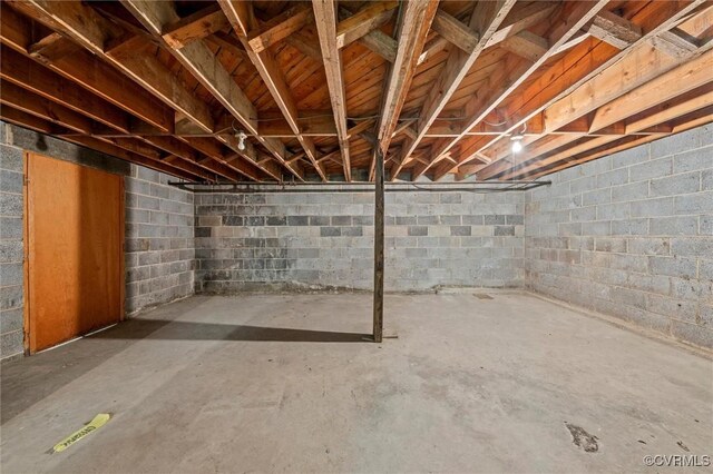 100 Gatewood Ave, Crewe, VA 23930