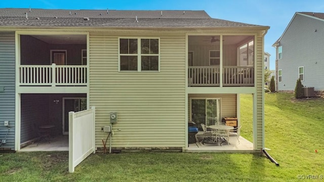 5812 Addison Gate Dr, North Chesterfield, VA 23234 - back of property with a patio, a yard, a sunroom, and a shingled roof