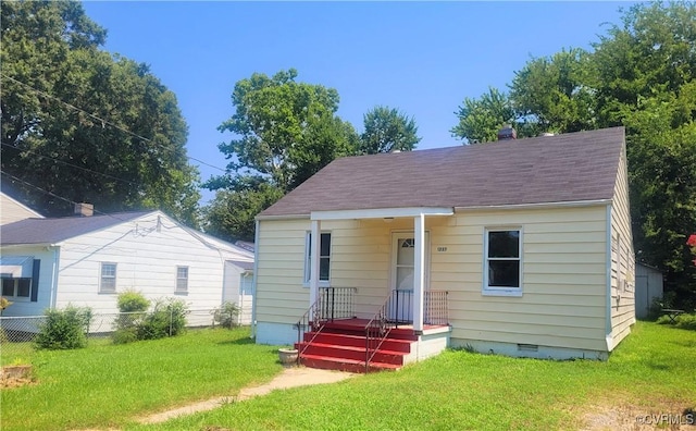 1227 Hilton Pl, Petersburg, VA 23803 - bungalow-style house with crawl space and a shingled roof