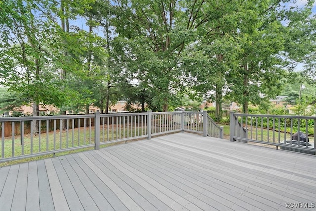 6437 Moon Ln, Chesterfield, VA 23234 - wooden terrace with a fenced backyard