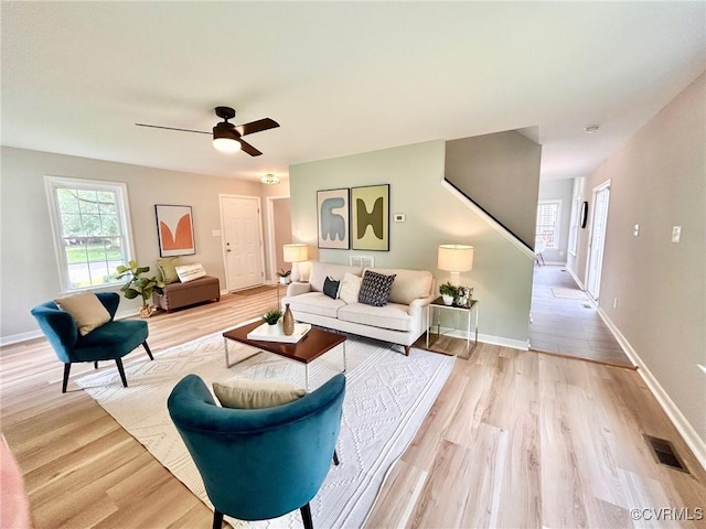 11809 Park Forest Ct, Henrico, VA 23059 - living area featuring light wood-style floors and ceiling fan