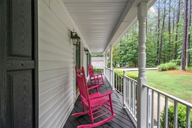 24000 Pear Orchard Rd, Moseley, VA 23120 - porch with a yard