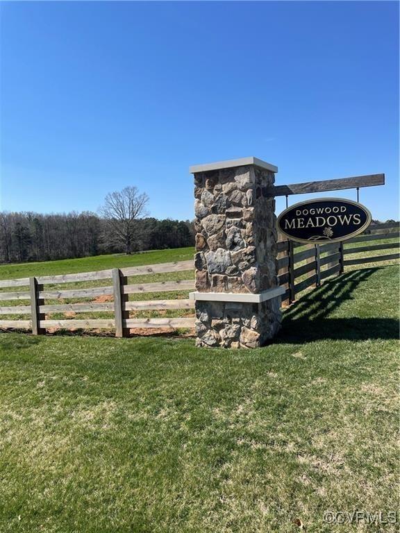 18122 Dogwood Trail Way, Hanover, VA 23146 - community / neighborhood sign with a view of countryside