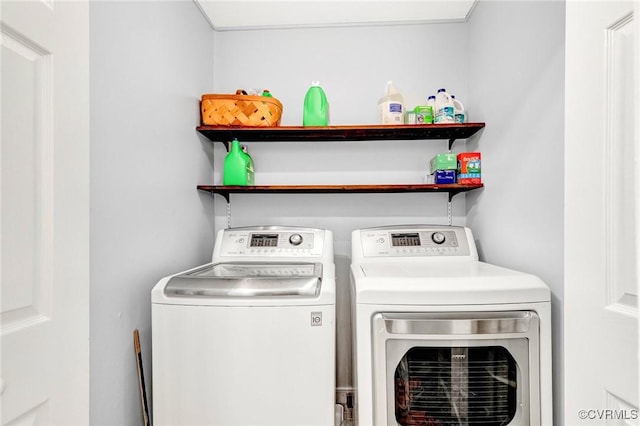 9118 Epps Rd, Mechanicsville, VA 23111 - washroom with independent washer and dryer