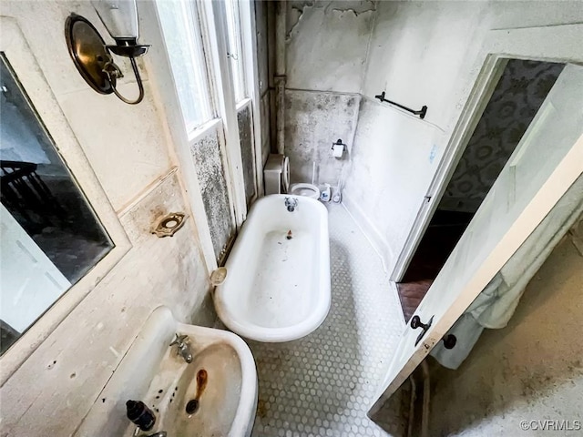 22446 E Depot St, Newsoms, VA 23874 - bathroom with a bathtub