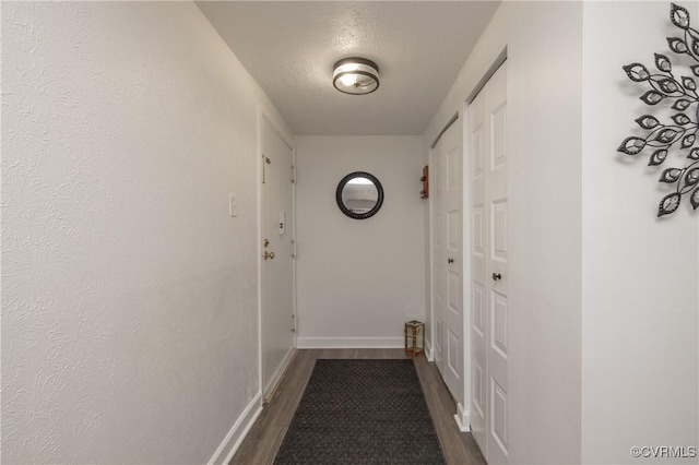 1501 Largo Rd Unit 302, Henrico, VA 23238 - corridor with dark wood-style flooring and baseboards
