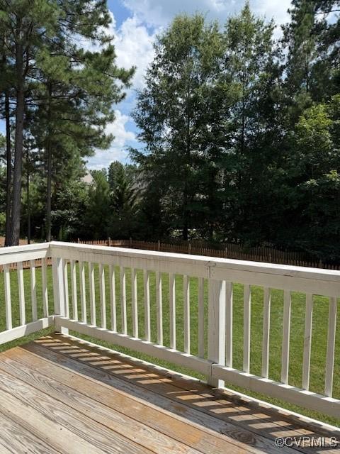 17037 Windon Ct, Moseley, VA 23120 - view of deck