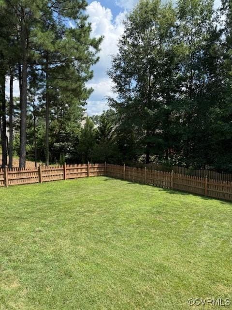 17037 Windon Ct, Moseley, VA 23120 - view of fenced yard