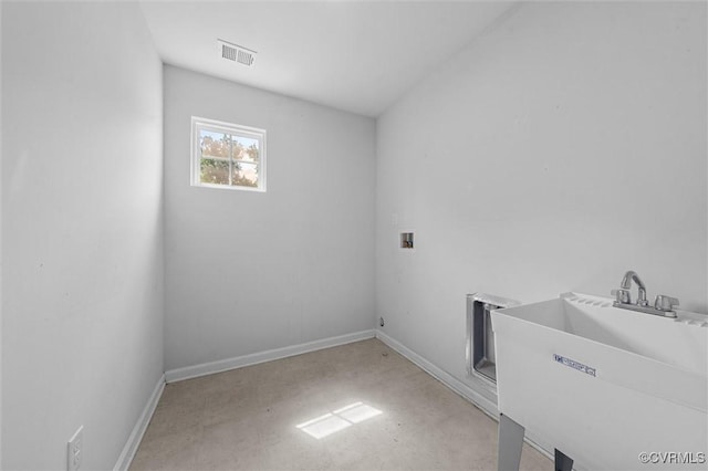 10485 Eagle Ct, Prince George, VA 23860 - laundry room featuring baseboards and hookup for a washing machine
