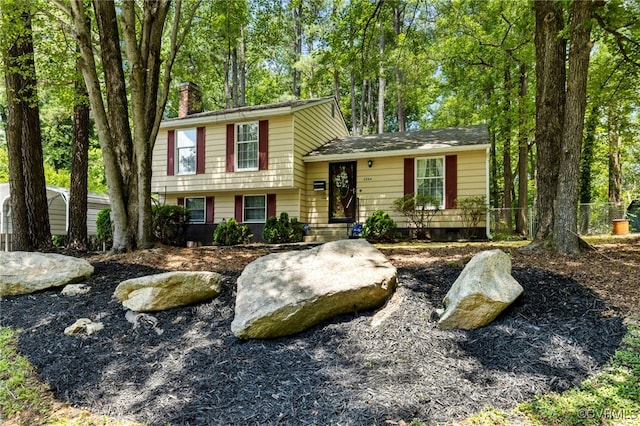 5564 Heatherhill Dr, North Chesterfield, VA 23234 - tri-level home featuring a chimney
