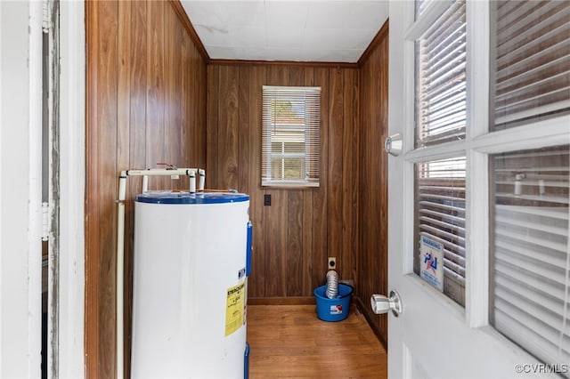 125 Seaboard St, Petersburg, VA 23803 - utility room featuring electric water heater