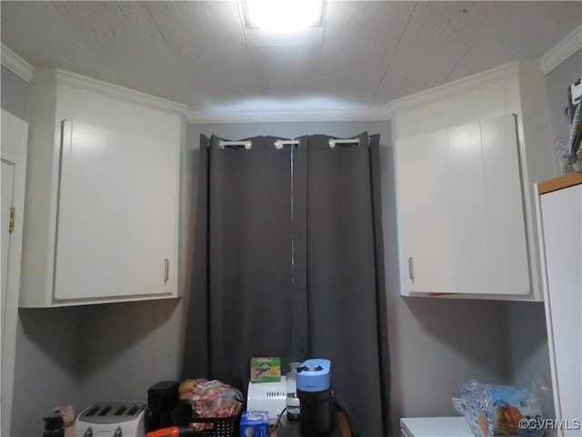5900 River Rd, South Chesterfield, VA 23803 - washroom featuring ornamental molding