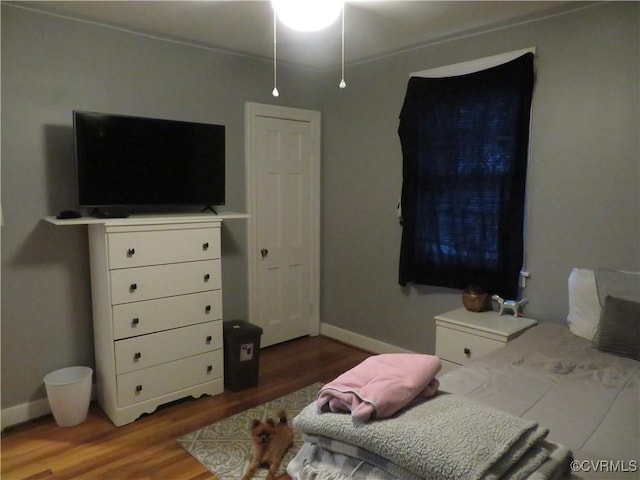 5900 River Rd, South Chesterfield, VA 23803 - bedroom with wood finished floors and baseboards