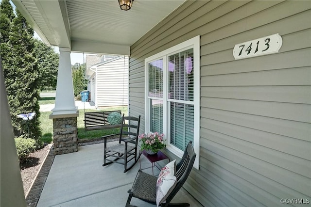 7413 Settlers Ridge Ct, Henrico, VA 23231 - view of covered porch