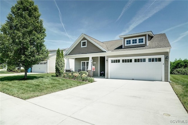 7413 Settlers Ridge Ct, Henrico, VA 23231 - craftsman inspired home with a front yard, driveway, an attached garage, and a porch