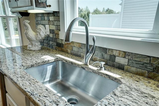 7413 Settlers Ridge Ct, Henrico, VA 23231 - kitchen view of decorative backsplash and light stone counters