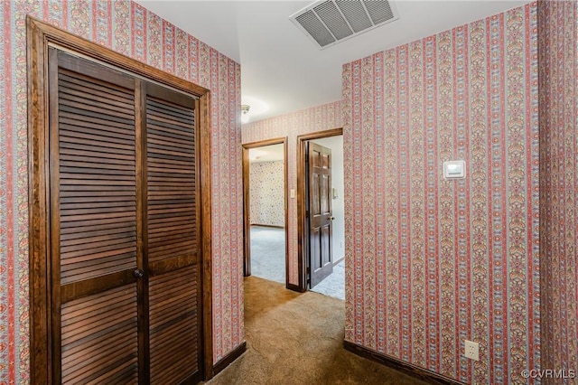 4320 Dunraven Rd, Chesterfield, VA 23236 - hall featuring carpet flooring and wallpapered walls