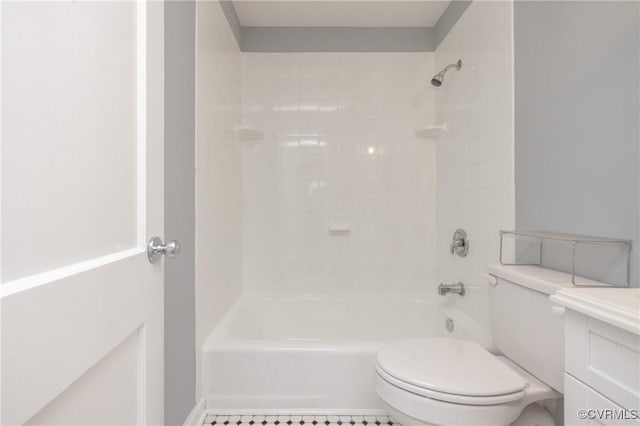 6500 W Grace St, Henrico, VA 23226 - bathroom with vanity and tub / shower combination