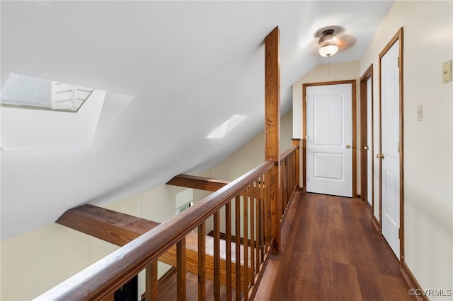 1453 Lockett Ridge Rd, Midlothian, VA 23114 - corridor featuring a skylight, an upstairs landing, lofted ceiling, and wood finished floors