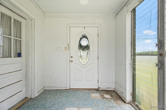 1415 New Market Rd 1411, Henrico, VA 23231 - entryway with crown molding and tile patterned floors