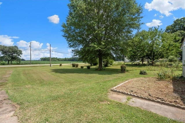 1415 New Market Rd 1411, Henrico, VA 23231 - view of property's community featuring a lawn and a view of countryside