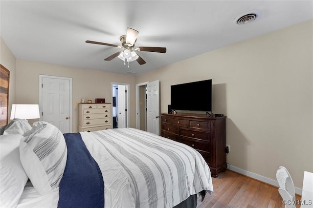 6003 Lansgate Rd, Midlothian, VA 23112 - bedroom with light wood-style floors and a ceiling fan