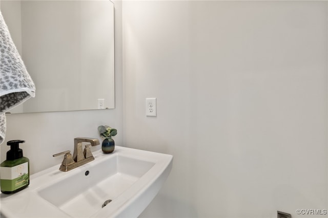 1665 Ewing Park Loop, Midlothian, VA 23113 - bathroom featuring a sink