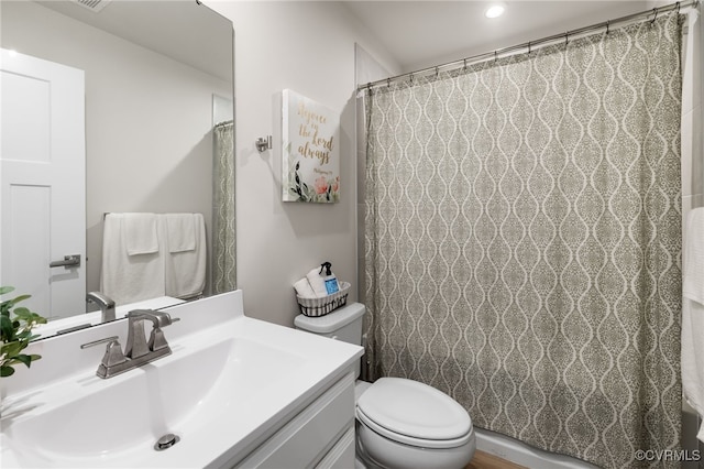 1665 Ewing Park Loop, Midlothian, VA 23113 - full bath with vanity, recessed lighting, and curtained shower