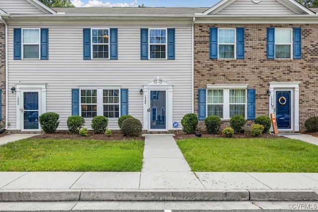 1502 Stonewall Manor Dr, Henrico, VA 23228 - photo 1
