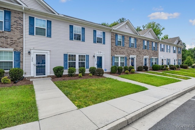 1502 Stonewall Manor Dr, Henrico, VA 23228 - photo 2
