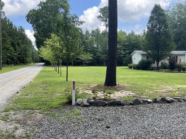 102 Mechams Cove Rd, Topping, VA 23169 - view of grassy yard