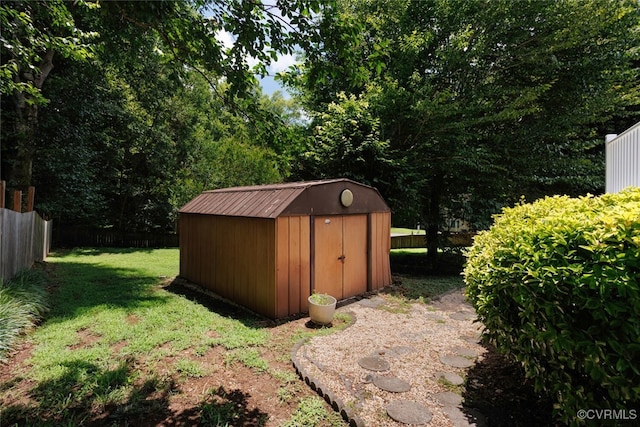 7117 Deer Thicket Dr, Midlothian, VA 23112 - view of yard with a shed