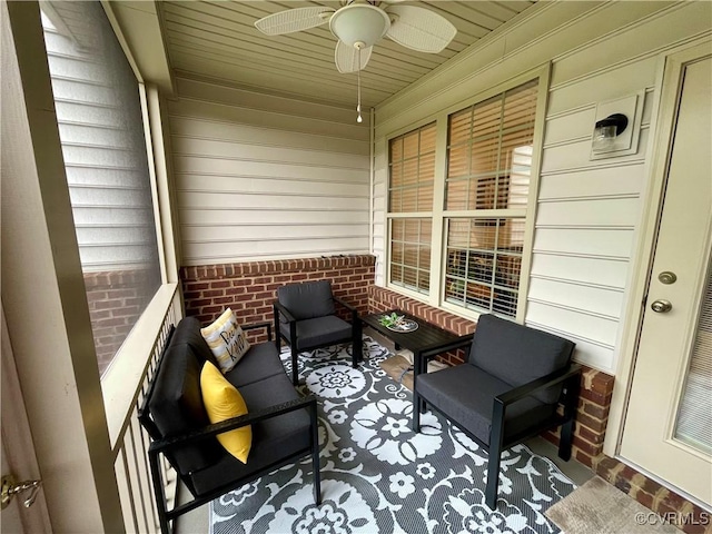 6813 Southwalk Hts, Moseley, VA 23120 - porch featuring a ceiling fan