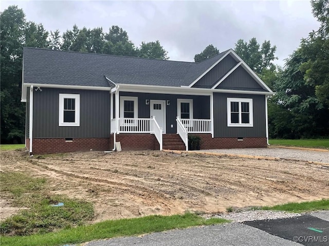 5731 Beechnut Ave, South Chesterfield, VA 23803 - ranch-style house with crawl space, a porch, and a shingled roof