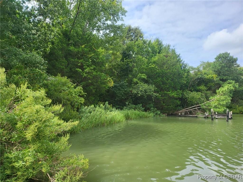 201 Walters Ln, Yorktown, VA 23692 - photo 1