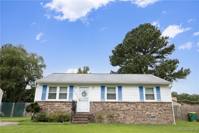 402 Pin Oak Dr, Hopewell, VA 23860 - photo 1