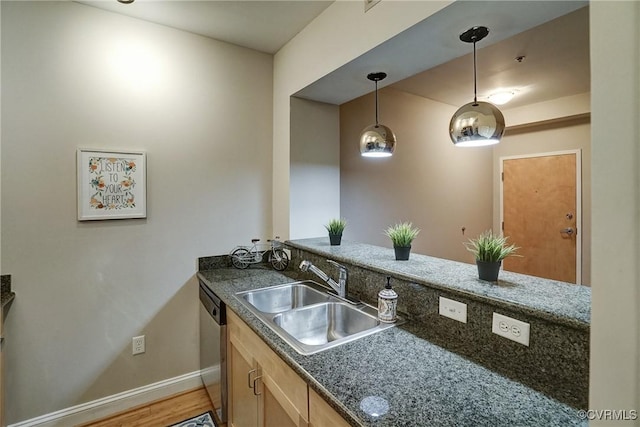 1333 W Broad St Unit U201, Richmond, VA 23220 - photo 25