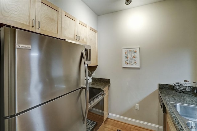 1333 W Broad St Unit U201, Richmond, VA 23220 - photo 26