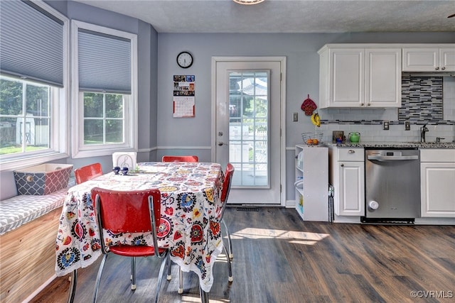 3321 Pinecrest Cir, Toano, VA 23168 - photo 8