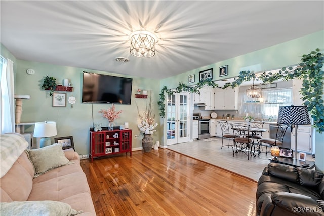 138 Hampton Dr, Colonial Heights, VA 23834 - photo 3